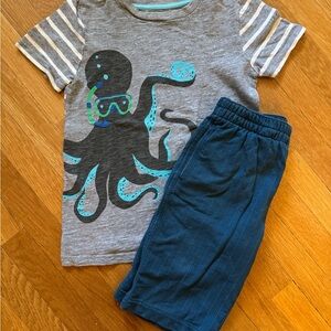 Boden Gray Striped Octopus 🐙 Print T-Shirt